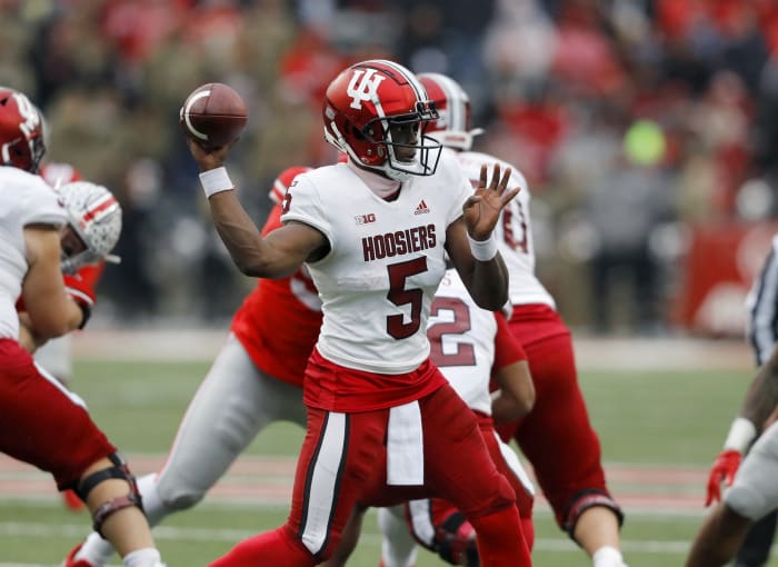 Indiana Hoosiers quarterback Dexter Williams II (5) throws the ball during the third quarter against the Ohio State Buckeyes at Ohio Stadium.